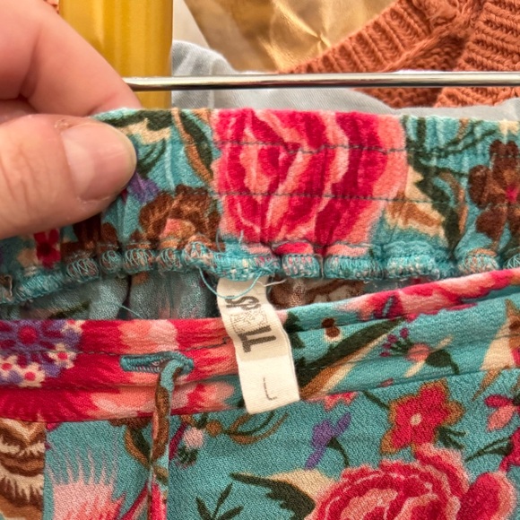 Spell Babushka Shorts - Turquoise - Picture 9 of 14